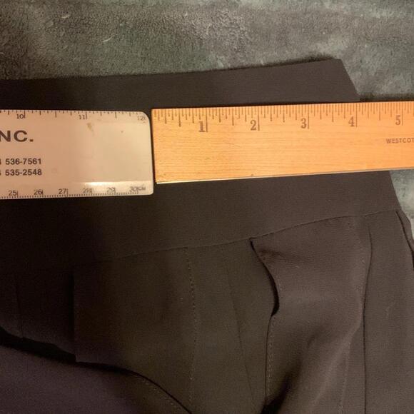 Gorgeous Flared and Lined Black Sheeth Skirt size 10 - Picture 12 of 12